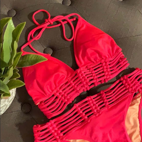 Victoria’s Secret Triangle Top Bikini Set - Picture 2 of 6